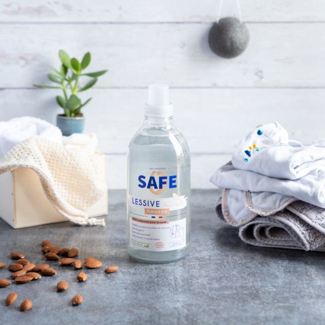Detergent Bio pentru rufe, cu parfum de migdale, fara alergeni Safe 1000 ml