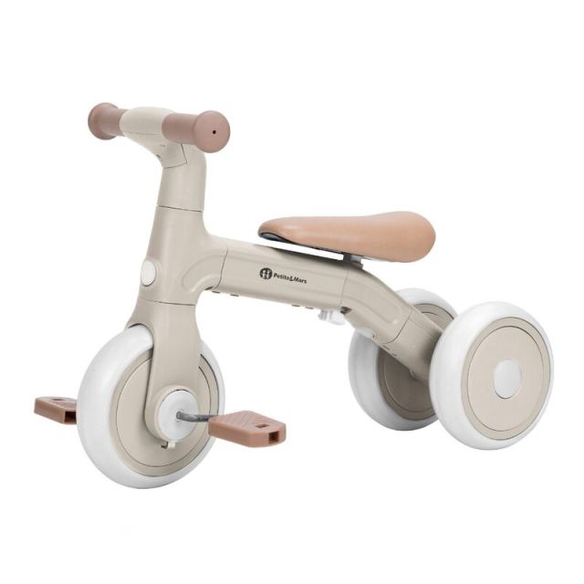 Bicicletatricicleta pentru copii PetiteMars Bingo Bej 3 in 1, multifunctionala, cu pedale detasabile, ghidon directionabil, sa reglabila pe inaltime, 2.3 kg, greutate admisa 25 kg, 12-36 luni