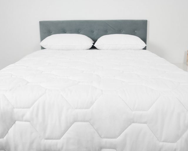 Pilota pentru iarna Somnart Superior Plus din bumbac 140 x 200 cm, 400 gsm