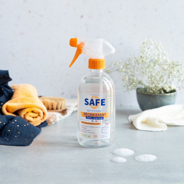 Degresant Bio multisuprafete cu pulverizator, fara parfum, fara alergeni Safe 500 ml