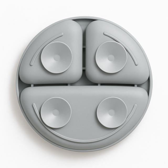Farfurie din silicon pentru copii Bocioland Grey cu 3 compartimente si 4 ventuze de fixare, dimensiune 19.3 x 3 cm